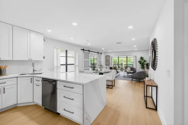 Property Slideshow image 2 of 66 | 21691 tall palm cir 3b, Boca Raton, FL, 33433