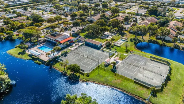 Property Slideshow image 2 of 29 | 3679 willow bend rd c, Lake Worth, FL, 33467