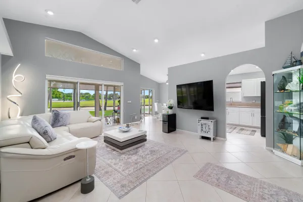 Property Slideshow image 2 of 51 | 6637 sun river rd, Boynton Beach, FL, 33437