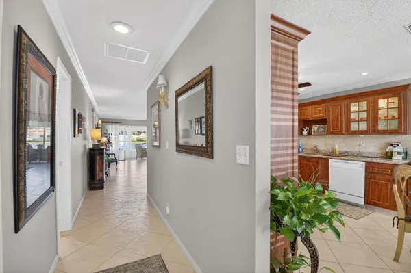 Property Slideshow image 3 of 47 | 5221 privet pl a, Delray Beach, FL, 33484