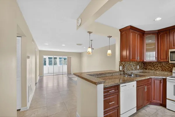 Property Slideshow image 2 of 45 | 374 bennington ln, Lake Worth, FL, 33467