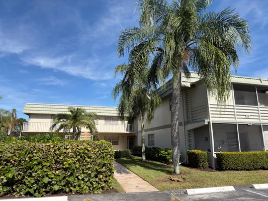 Property Slideshow image 2 of 18 | 741 monaco p 741, Delray Beach, FL, 33446