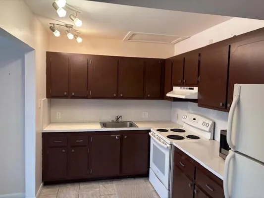 Property Slideshow image 2 of 17 | 35 mansfield a # 35, Boca Raton, FL, 33434