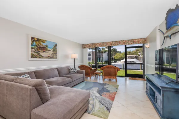 Property Slideshow image 3 of 61 | 1950 sw palm city rd apt 7101, Stuart, FL, 34994