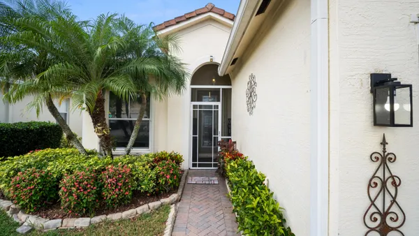 Property Slideshow image 3 of 35 | 222 sw manatee springs way, Port St Lucie, FL, 34986