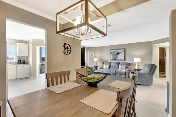 Property Slideshow image 2 of 66 | 3951 via poinciana apt 415, Lake Worth, FL, 33467