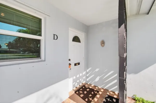 Property Slideshow image 3 of 51 | 417 high point blvd d, Delray Beach, FL, 33445