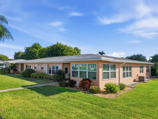 Property Slideshow image 2 of 43 | 270 high point blvd a, Boynton Beach, FL, 33435