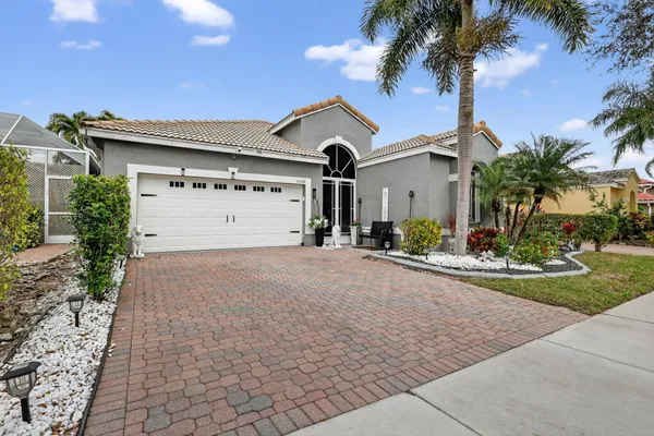 Property Slideshow image 2 of 51 | 10026 diamond lake dr, Boynton Beach, FL, 33437