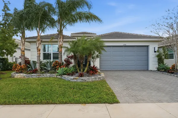 Property Slideshow image 2 of 77 | 11784 sw sailfish isles way, Port St. Lucie, FL, 34987