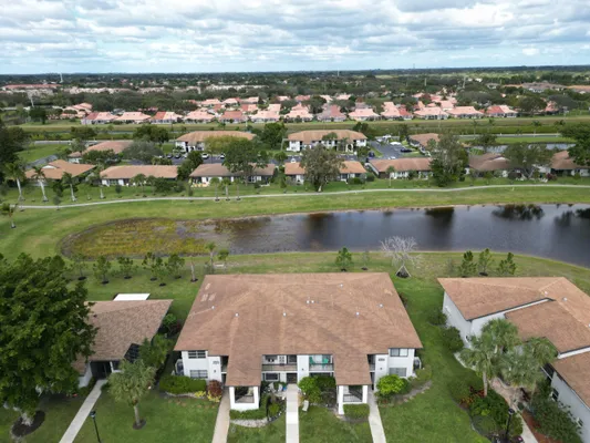 Property Slideshow image 2 of 33 | 5620 spindle palm ct b, Delray Beach, FL, 33484