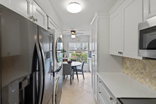 Property Slideshow image 3 of 33 | 5620 spindle palm ct b, Delray Beach, FL, 33484