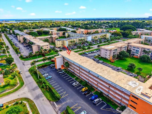 Property Slideshow image 2 of 48 | 230 ne 26th ave 3020, Boynton Beach, FL, 33435