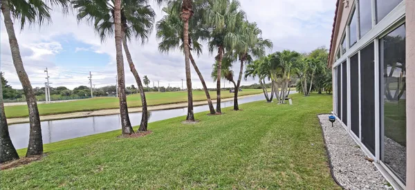 Property Slideshow image 3 of 25 | 6637 sun river rd, Boynton Beach, FL, 33437