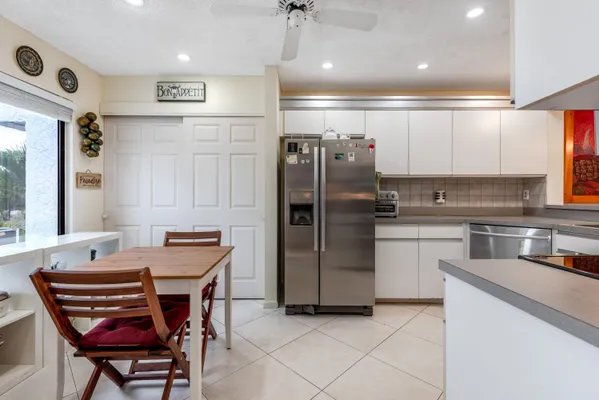 Property Slideshow image 3 of 61 | 7689 glendevon ln apt 1807, Delray Beach, FL, 33446