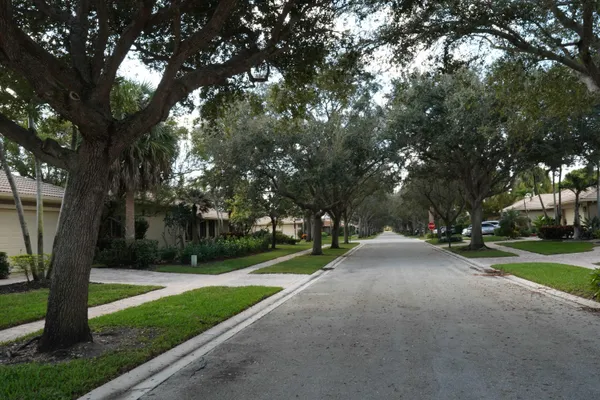 Property Slideshow image 3 of 37 | 7518 via grande, Boynton Beach, FL, 33437