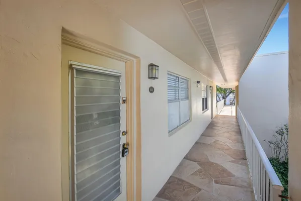Property Slideshow image 2 of 82 | 909 flanders, Delray Beach, FL, 33484