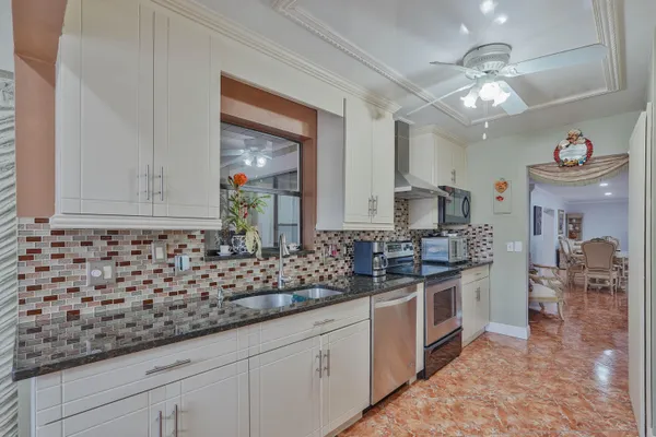 Property Slideshow image 2 of 25 | 7512 ace rd, Lake Worth, FL, 33467