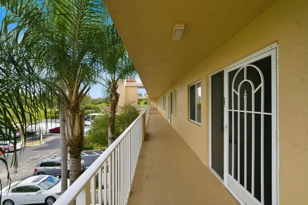 Property Slideshow image 2 of 27 | 5746 crystal shores dr apt 307, Boynton Beach, FL, 33437
