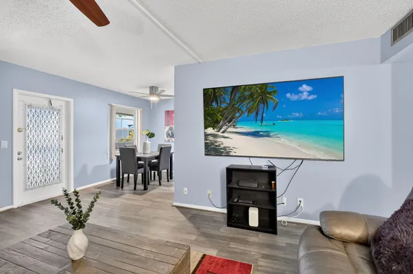 Property Slideshow image 3 of 57 | 262 ventnor r, Deerfield Beach, FL, 33442