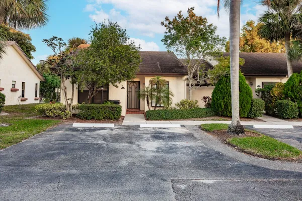 Property Slideshow image 2 of 25 | 3616 fern brook trl a, Lake Worth, FL, 33467