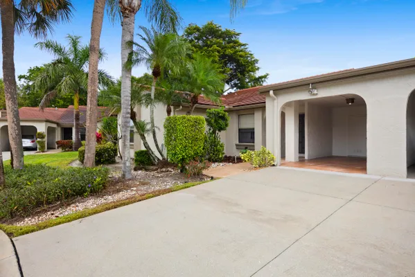 Property Slideshow image 3 of 44 | 5860 forest grove dr apt 1, Boynton Beach, FL, 33437