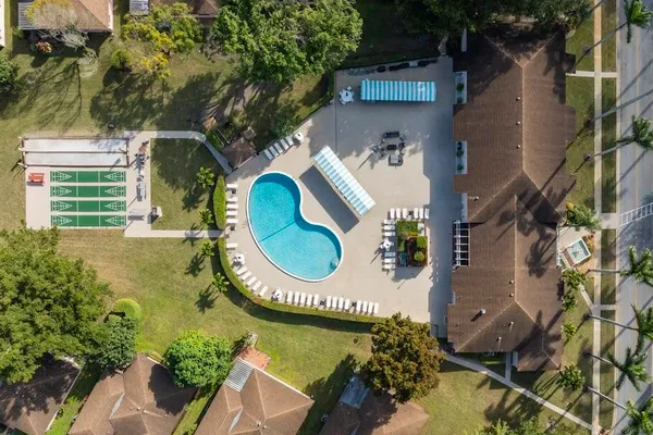 Property Slideshow image 2 of 26 | 14527 bonaire blvd apt 408, Delray Beach, FL, 33446