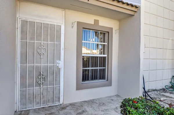 Property Slideshow image 2 of 41 | 9110 fairbanks ln apt 5, Boca Raton, FL, 33496