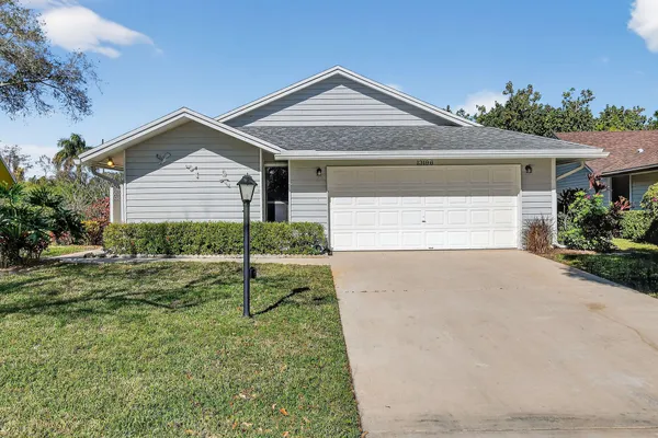 Property Slideshow image 2 of 89 | 13196 se point o woods ct, Hobe Sound, FL, 33455