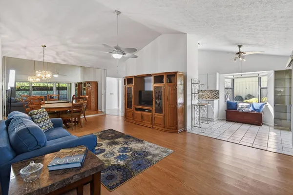 Property Slideshow image 3 of 88 | 13196 se point o woods ct, Hobe Sound, FL, 33455