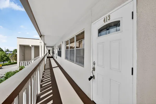 Property Slideshow image 3 of 37 | 413 southampton a a, West Palm Beach, FL, 33417