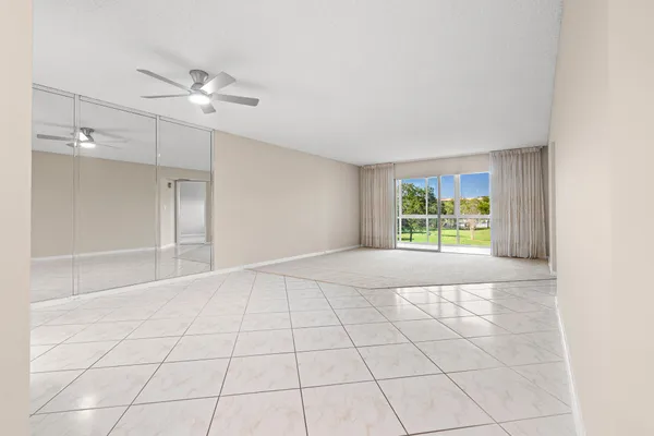 Property Slideshow image 3 of 42 | 1606 abaco dr h2, Coconut Creek, FL, 33066