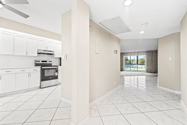 Property Slideshow image 2 of 42 | 1606 abaco dr h2, Coconut Creek, FL, 33066