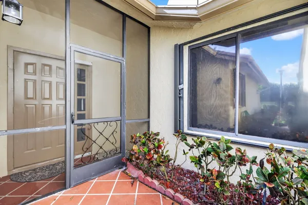 Property Slideshow image 2 of 58 | 870 nw 32nd ave, Delray Beach, FL, 33445