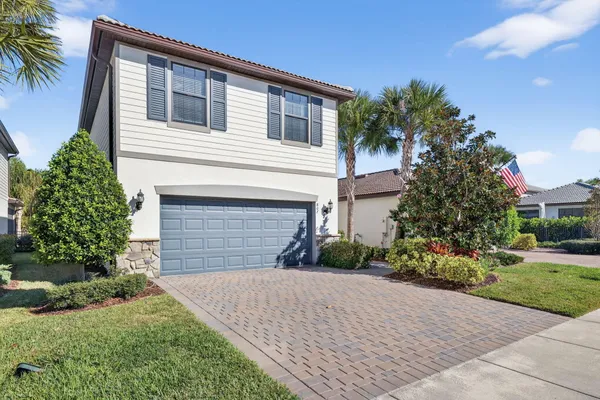 Property Slideshow image 3 of 54 | 807 se villandry way, Port St. Lucie, FL, 34984