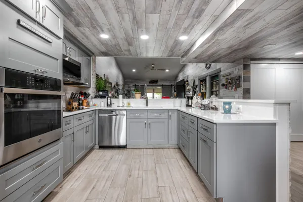 Property Slideshow image 2 of 58 | 7418 victory ln 9805, Delray Beach, FL, 33446