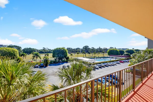 Property Slideshow image 3 of 72 | 3661 via poinciana apt 410, Lake Worth, FL, 33467