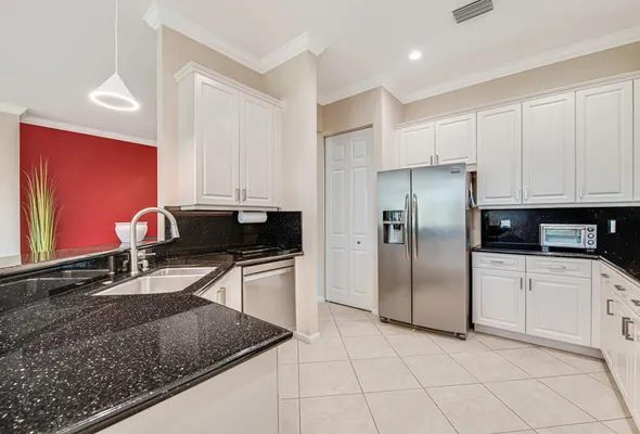 Property Slideshow image 3 of 72 | 7727 ocean sunset dr, Lake Worth, FL, 33467