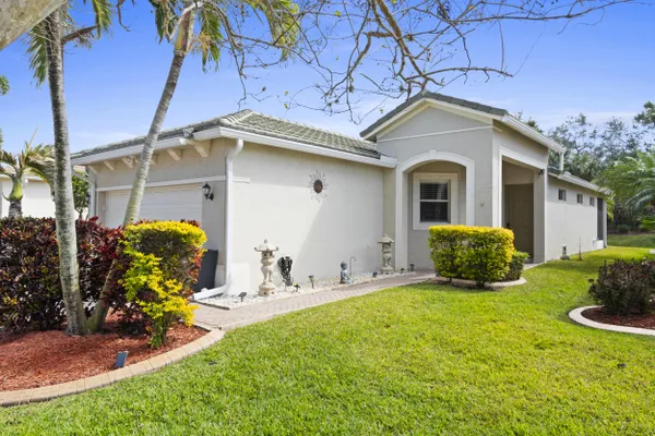 Property Slideshow image 3 of 50 | 333 sw coconut key way, Port St Lucie, FL, 34986