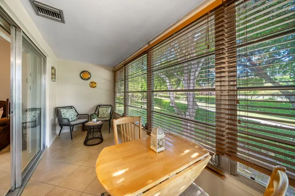 Property Slideshow image 3 of 24 | 7360 nw 1st st 208, Margate, FL, 33063