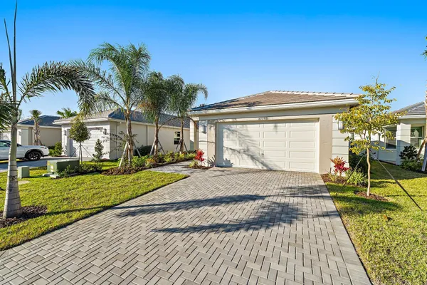 Property Slideshow image 3 of 52 | 14225 sw waterfall ln, Port St Lucie, FL, 34987