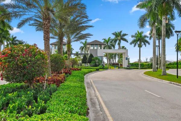 Property Slideshow image 3 of 64 | 4891 rivo alto cir, Westlake, FL, 33470