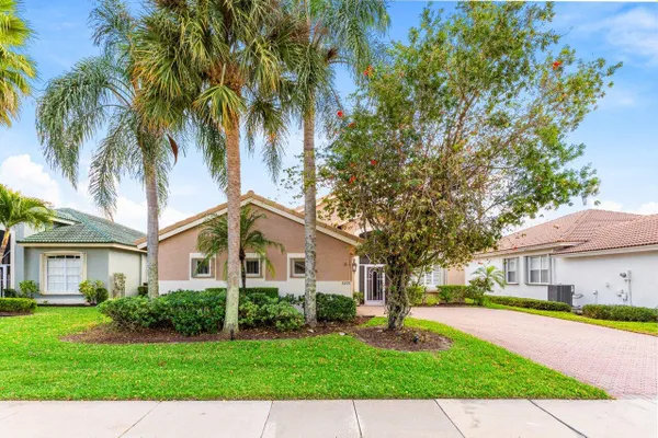Property Slideshow image 3 of 58 | 8899 via tuscany dr, Boynton Beach, FL, 33472