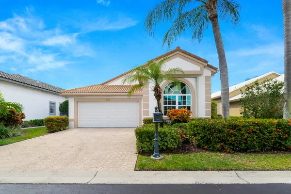 Property Slideshow image 2 of 67 | 11905 fountainside cir, Boynton Beach, FL, 33437