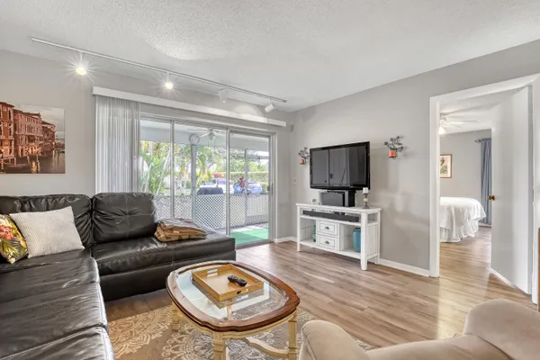 Property Slideshow image 3 of 45 | 553 covered bridge blvd, Lake Worth, FL, 33467