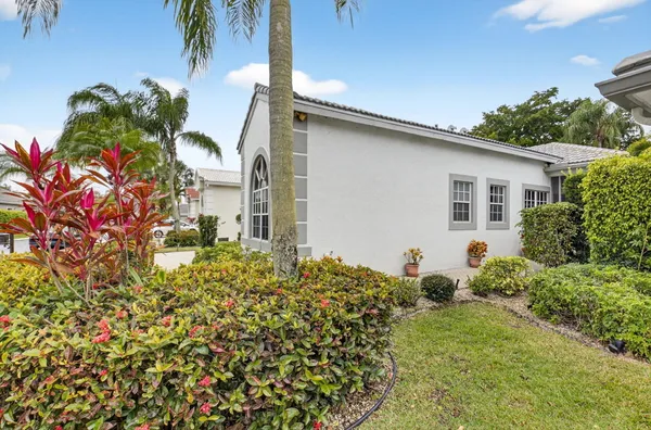 Property Slideshow image 3 of 88 | 11873 fountainside cir, Boynton Beach, FL, 33437