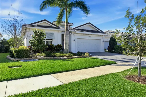 Property Slideshow image 2 of 27 | 9921 regency way, Palm Beach Gardens, FL, 33412