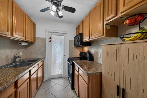 Property Slideshow image 2 of 92 | 2475 w golf blvd 247, Pompano Beach, FL, 33064