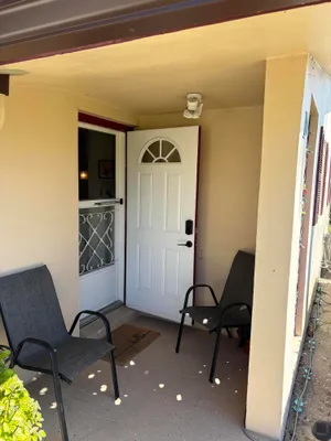 Property Slideshow image 2 of 21 | 2966 crosley dr d, West Palm Beach, FL, 33415