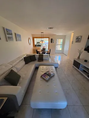 Property Slideshow image 3 of 31 | 2966 crosley dr d, West Palm Beach, FL, 33415
